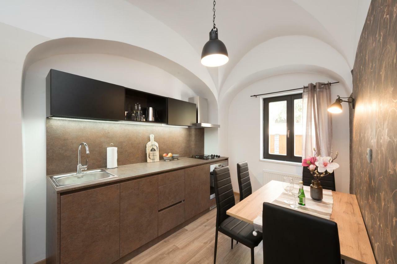 Royal Vega Apartment Ljubljana Eksteriør billede