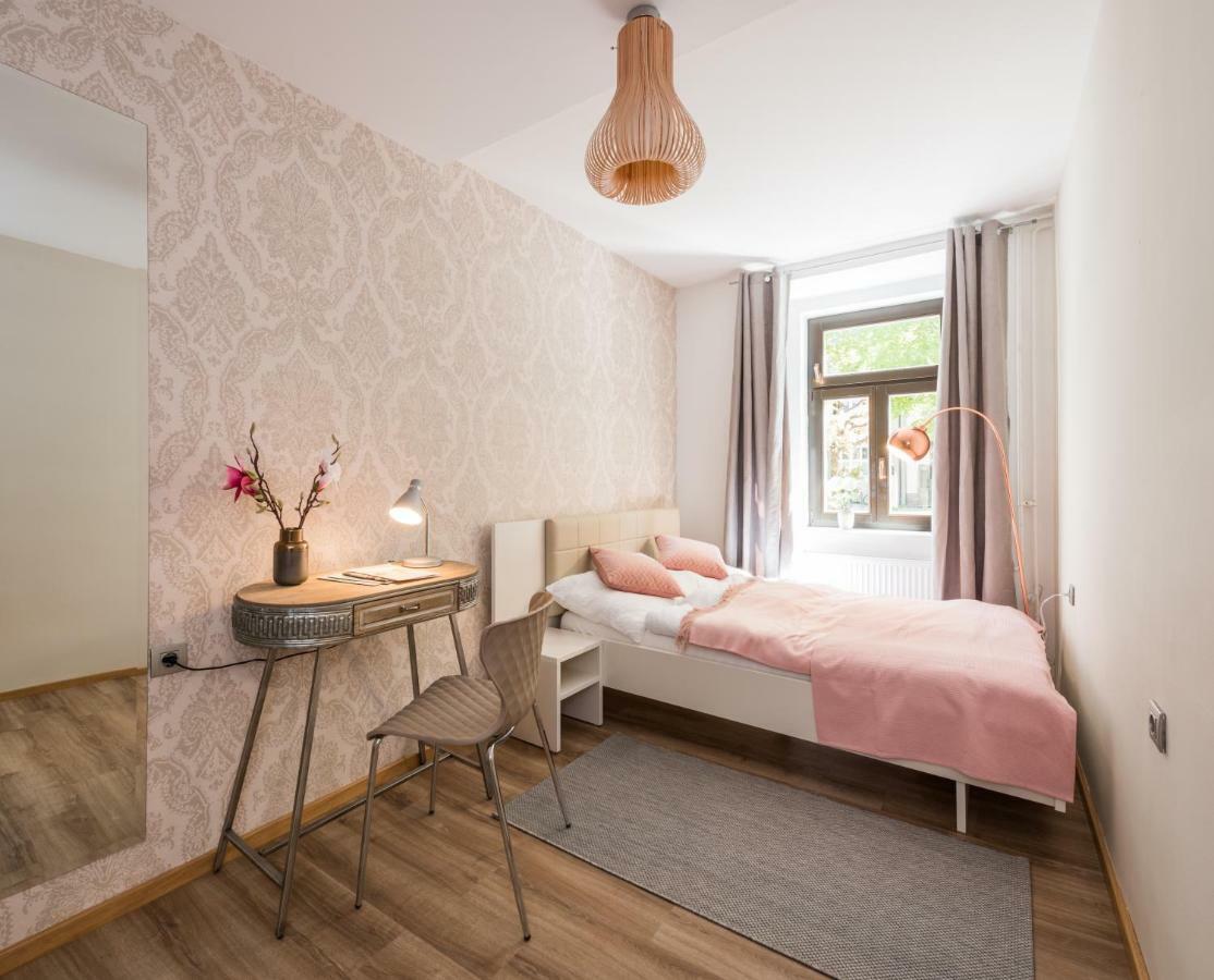 Royal Vega Apartment Ljubljana Eksteriør billede