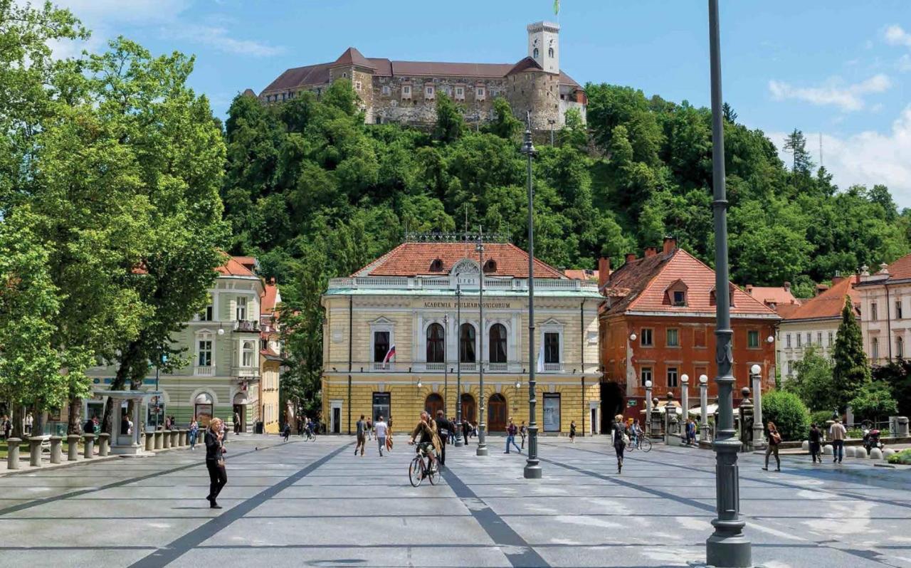 Royal Vega Apartment Ljubljana Eksteriør billede